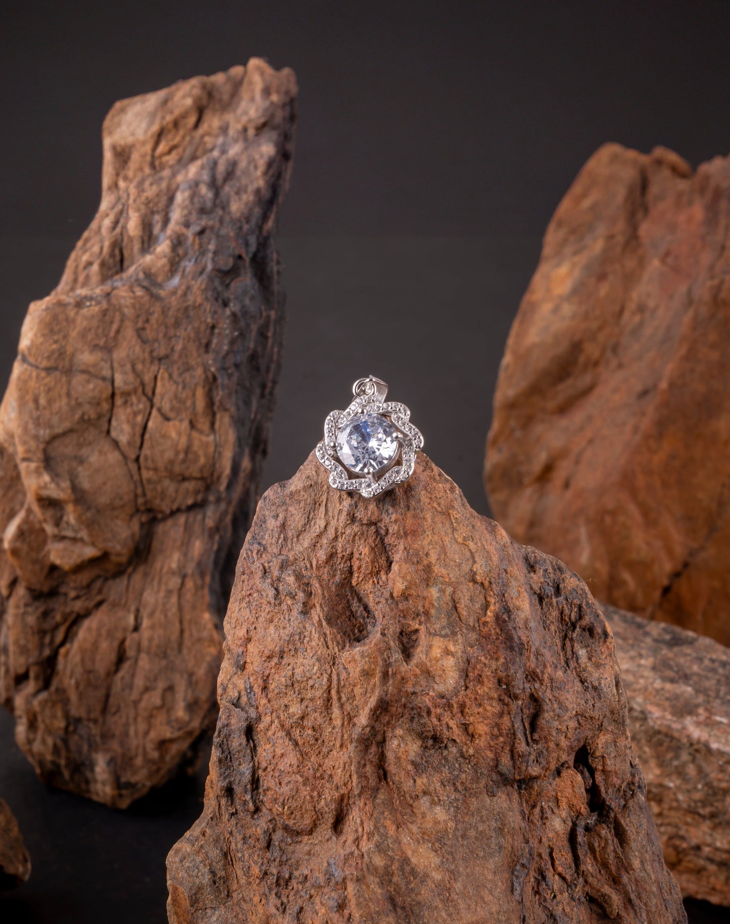 Storkstone-Pendant-Floral Halo