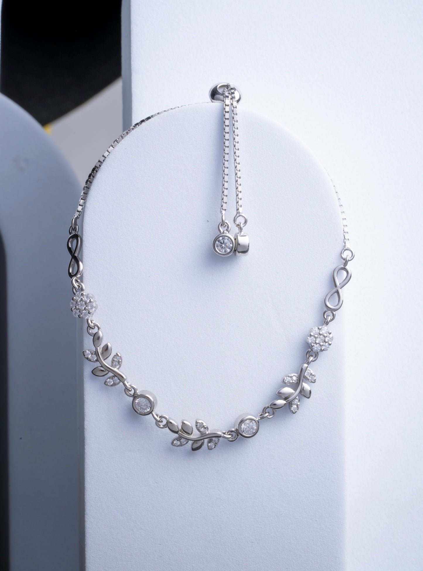 Storkstone-Bracelet-Floral Vine Infinity