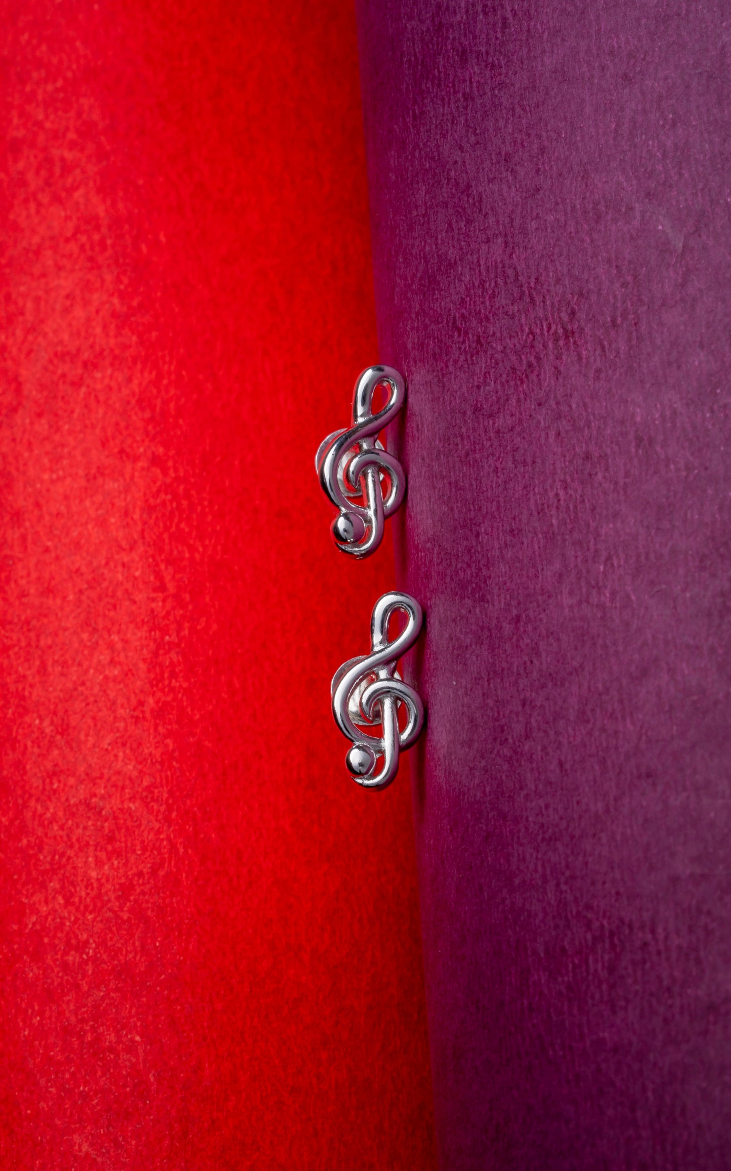 Storkstone-Ear-Treble Clef Stud