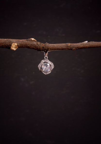 Storkstone-Pendant-Solitaire Petal