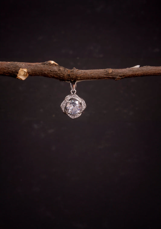 Storkstone-Pendant-Solitaire Petal