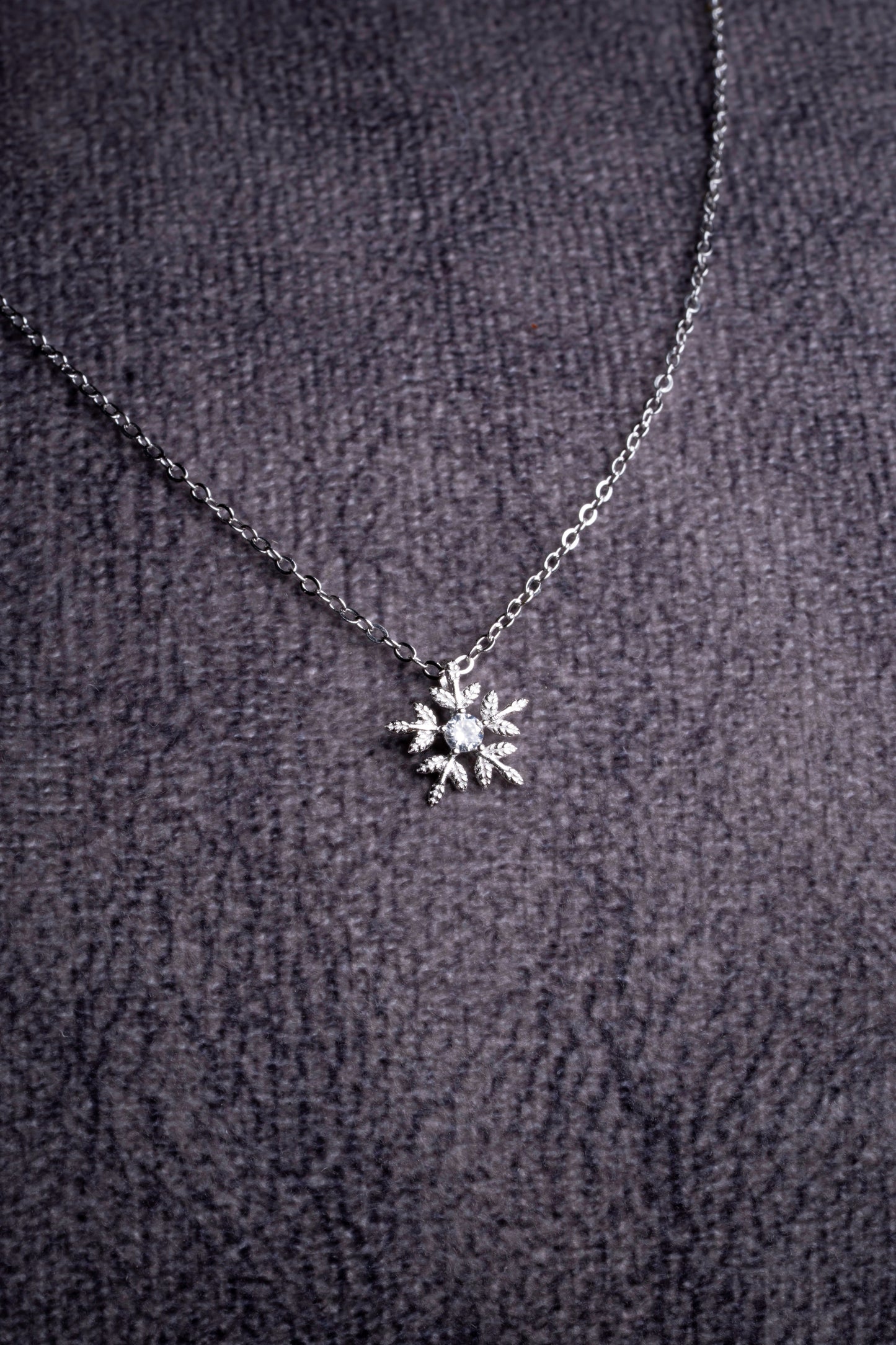 Storkstone-Necklace-Frostflake