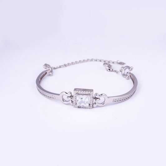 Storkstone-Bracelet-Square Halo